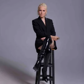 BAHAR KOÇAK BAŞKA KOLLARDA 